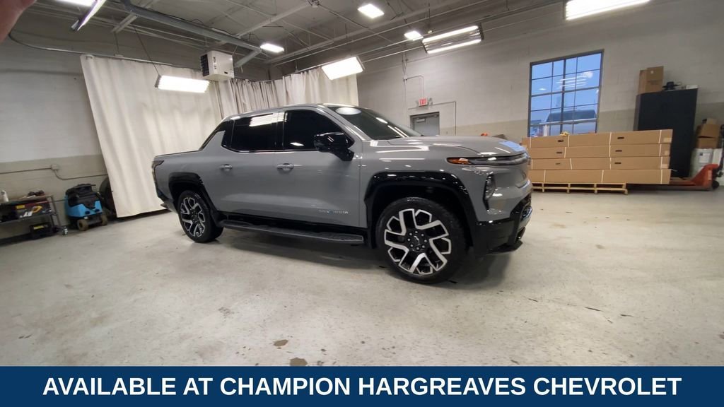 Used 2025 Chevrolet Silverado EV RST with VIN 1GC402EL2SU406017 for sale in Royal Oak, MI