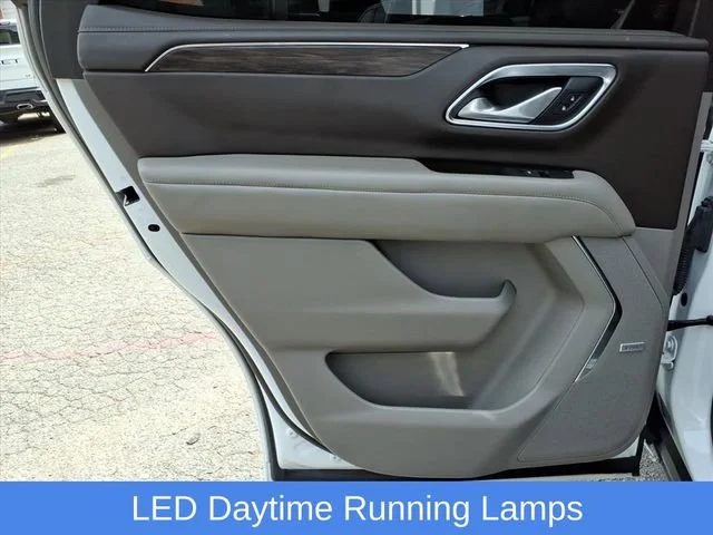 Used 2021 Summit White Chevrolet Z71 image 29