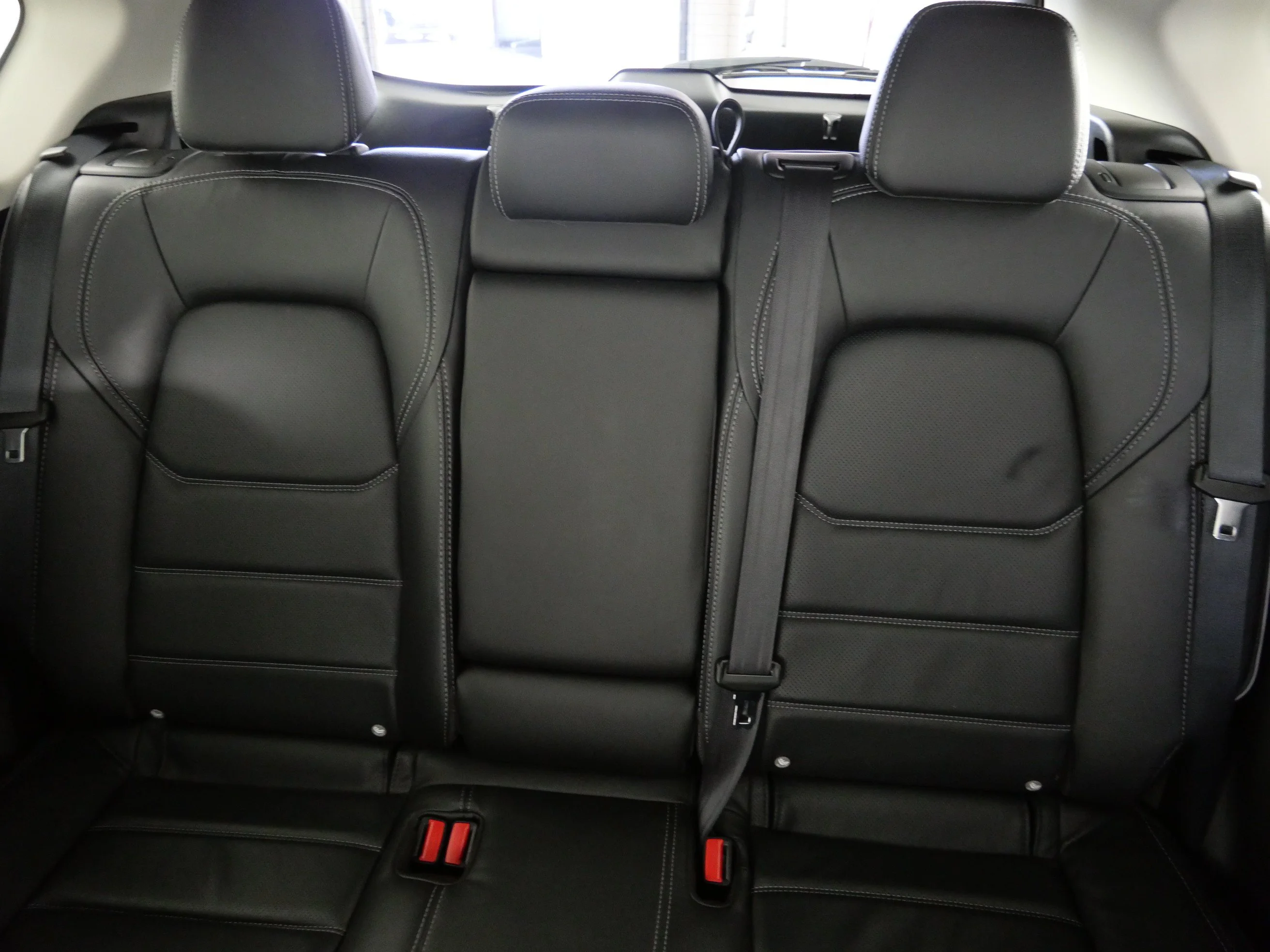Used 2025 Platinum Quartz Metallic Mazda 2.5 S Preferred Package image 13