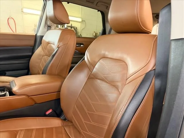 2023 Nissan Pathfinder Platinum - Photo 13