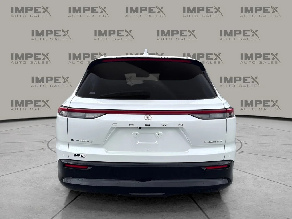 Used 2025 White Toyota Limited image 4