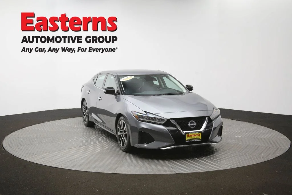 Used 2023 Gray Nissan SV image 51