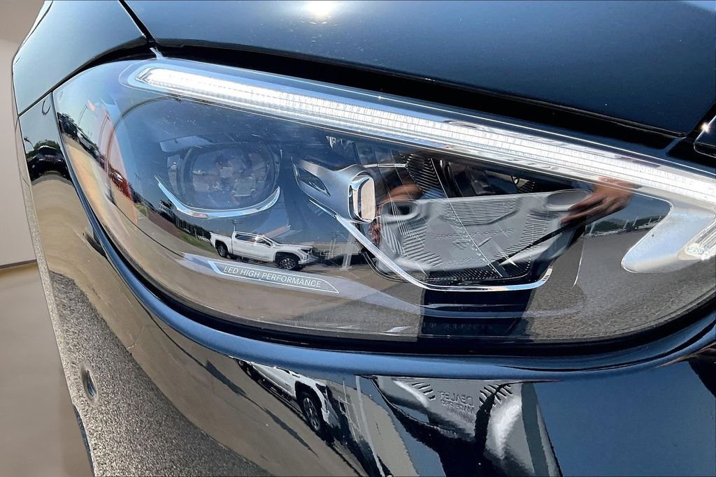 Used 2025 Black Mercedes-Benz C 300 image 31