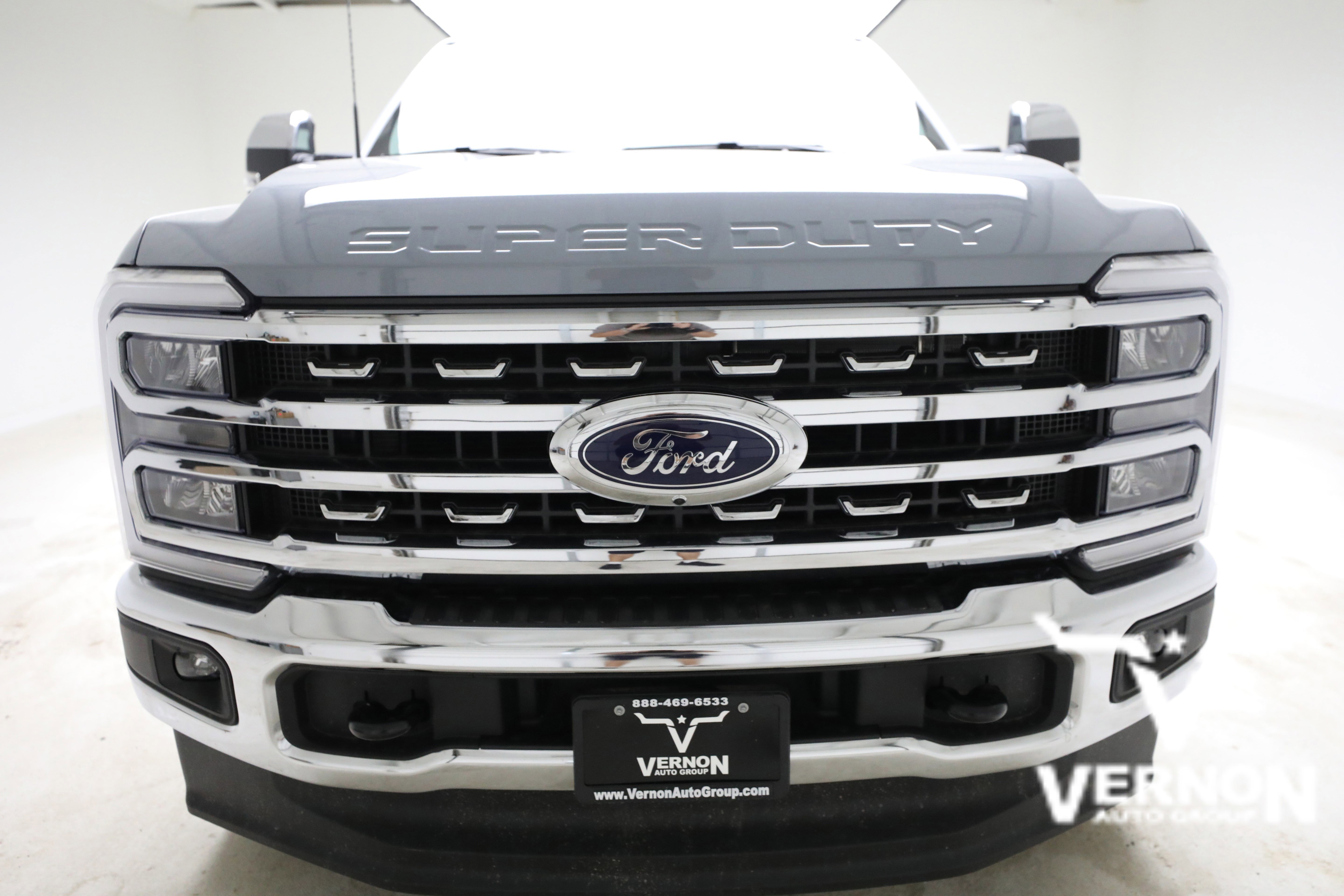 New 2026 Glacier Gray Metallic Tri-Coat Ford  image 8