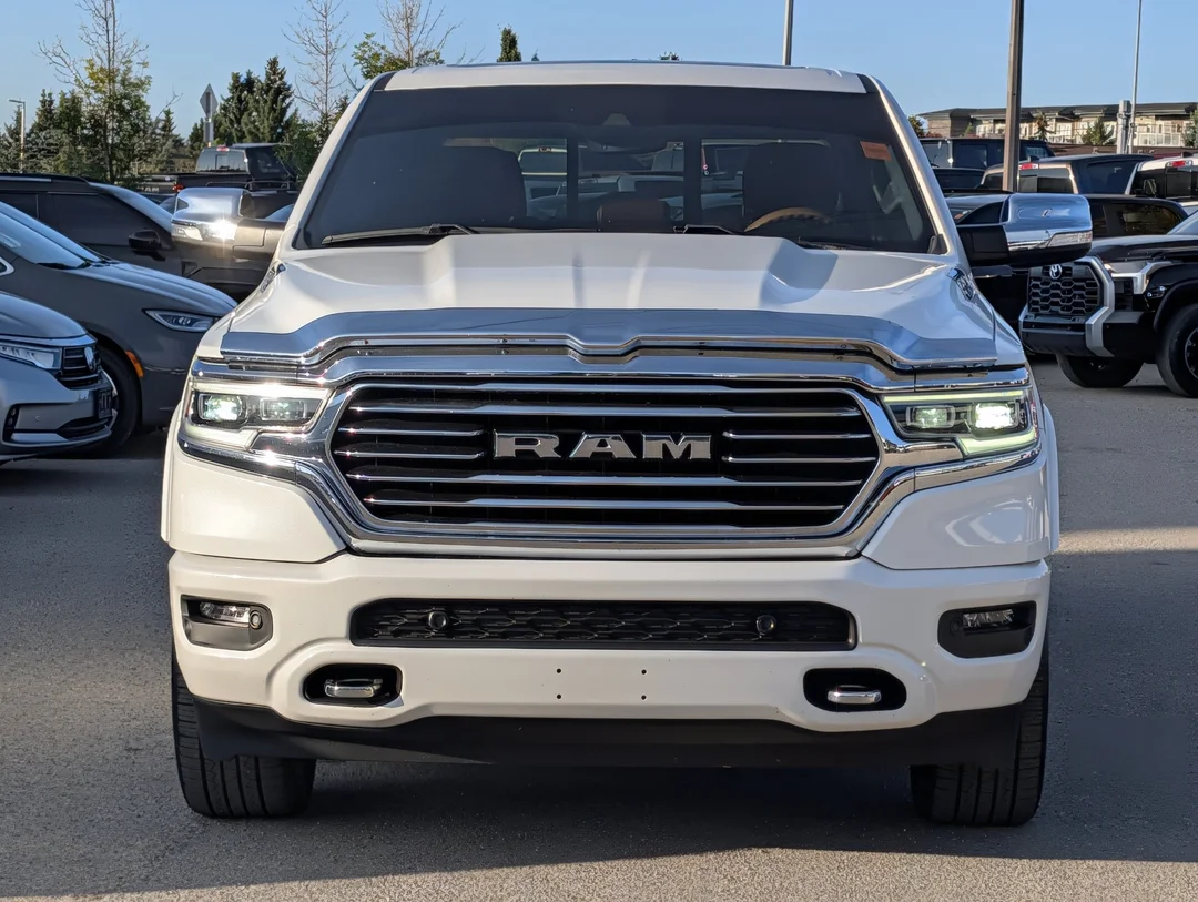 Used 2022 White RAM Limited Longhorn - - 4x4 - 5.7L HEMI V8 eTorque - Premium Leather - Backup Camera & More! - image 3