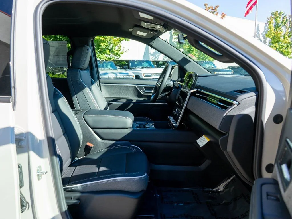 2026 GMC Sierra EV Elevation - Photo 10