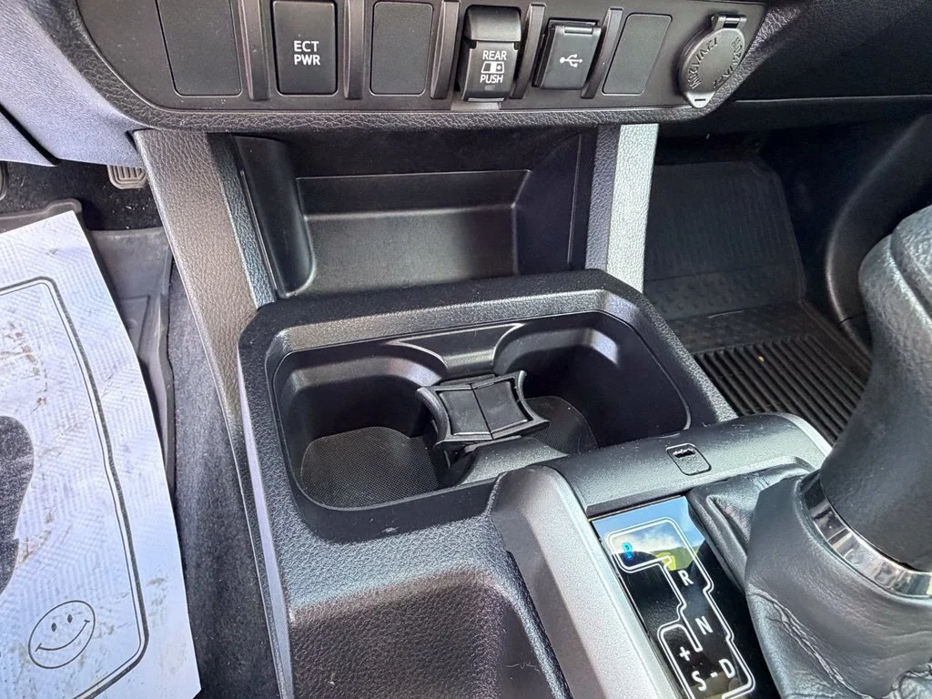 Used 2021 Black Toyota SR5 image 22