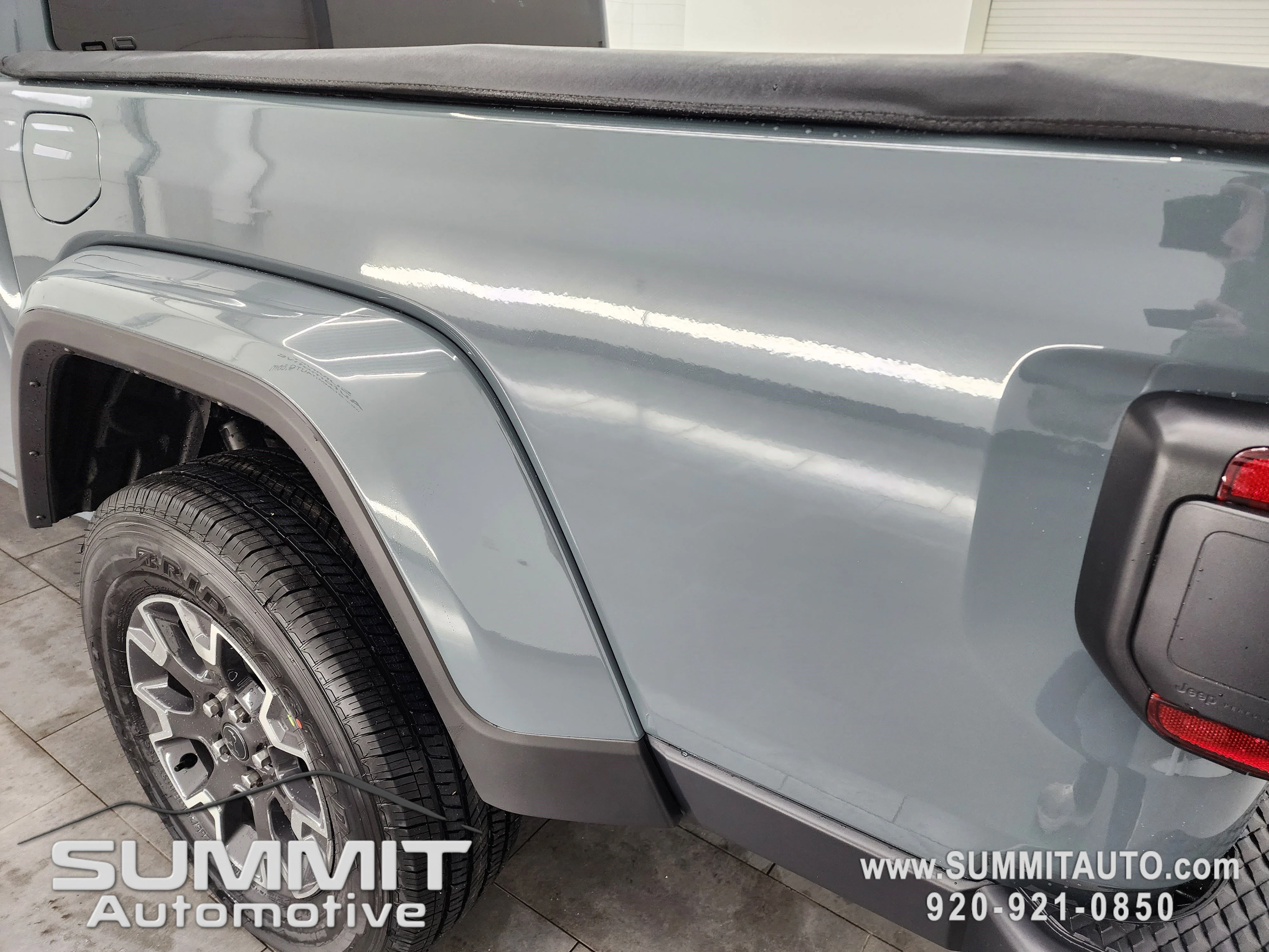 New 2026 Anvil Clear-Coat Exterior Paint Jeep Sahara image 29