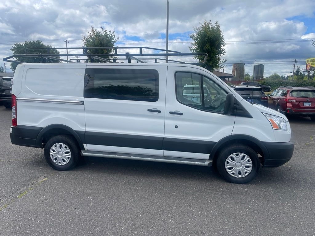 Used 2019 Oxford White Ford Base image 3