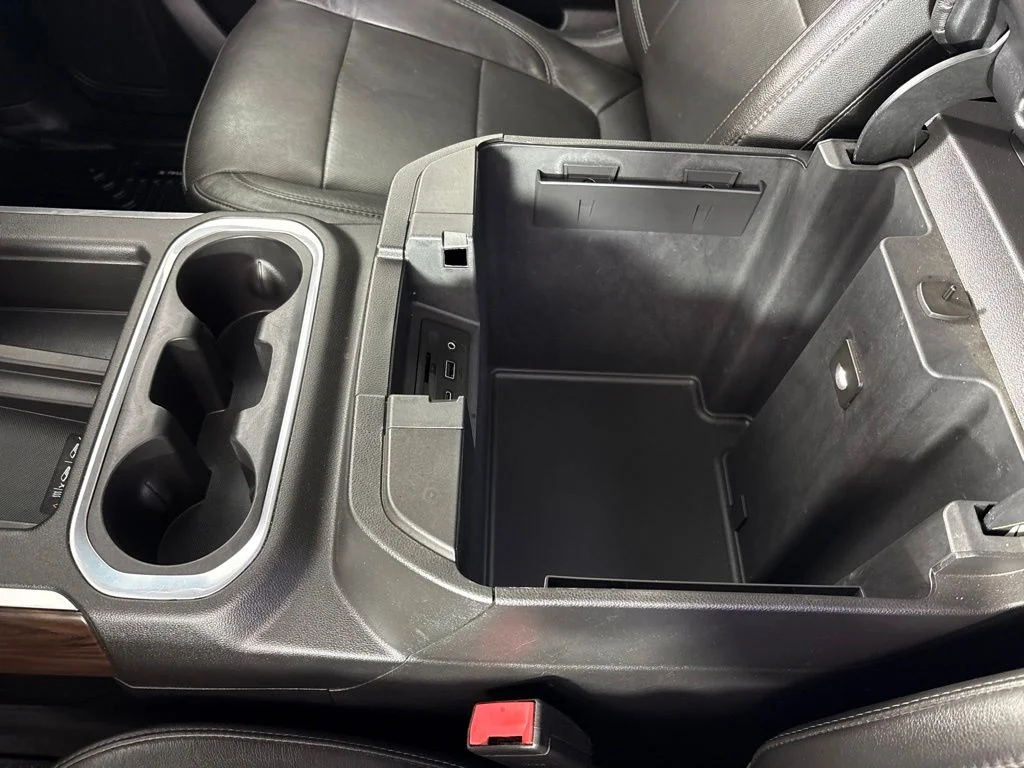 Used 2020 White GMC SLT image 56