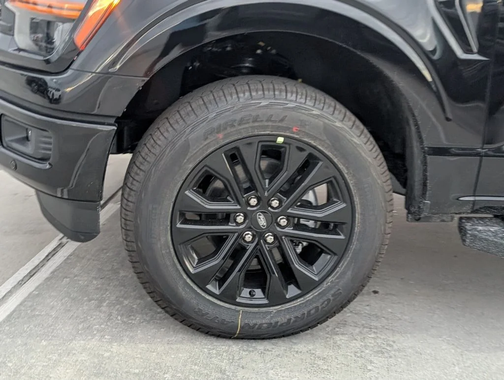 New 2026 Black Ford XLT image 3