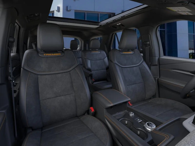 New 2026 Star White Metallic Tri-Coat Ford Tremor® image 33