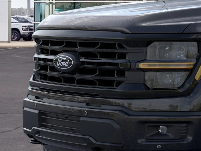 New 2026 Agate Black Metallic Ford XLT image 39