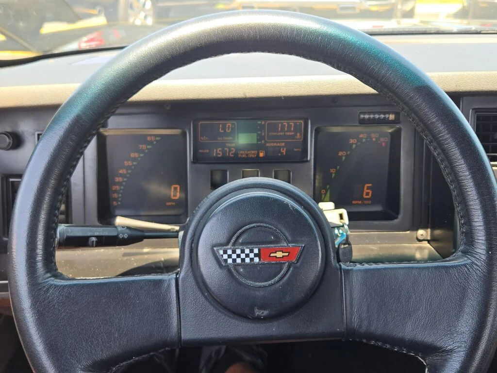 Used 1986 Black Chevrolet Base image 21
