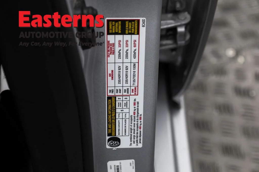 Used 2024 Silver Nissan 2.5 SR image 33