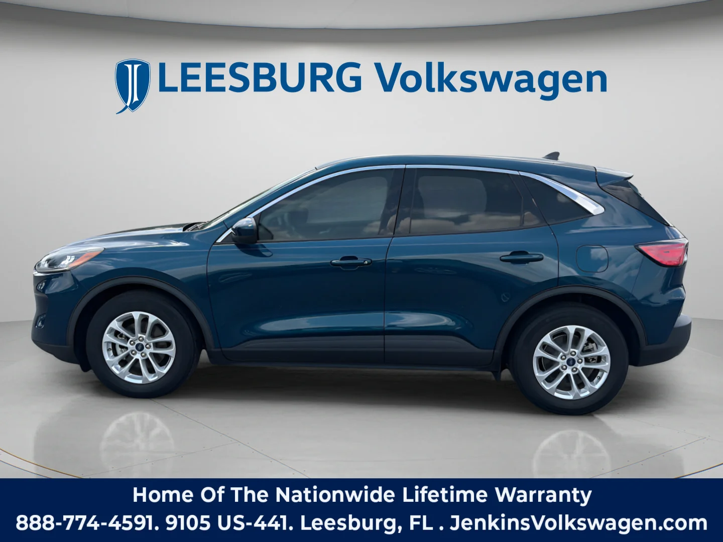 Used 2020 Green Metallic Ford SE image 7