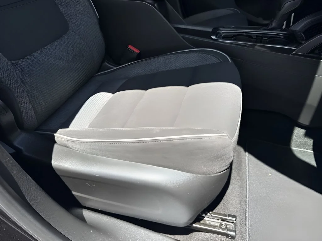Used 2021 MOSAIC BLACK METALLIC Chevrolet LT image 28