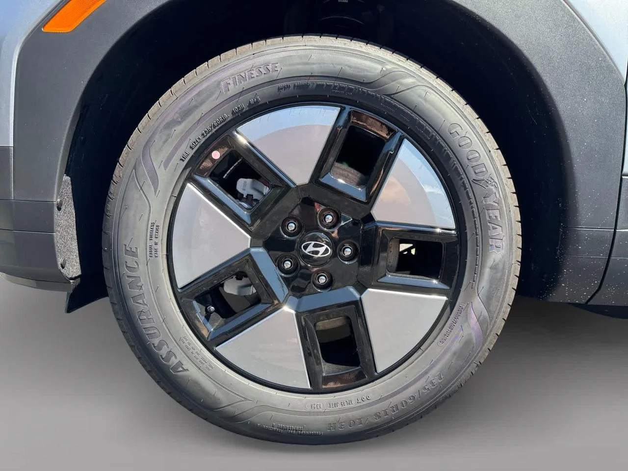 New 2026 Silver Hyundai SEL image 8