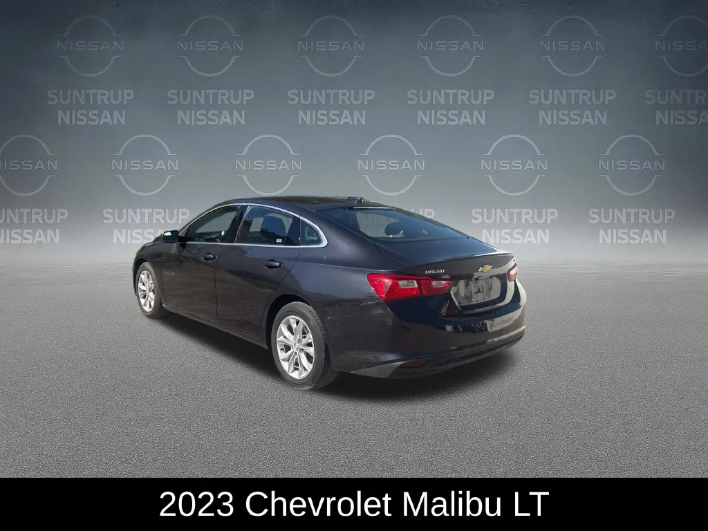 Used 2023 Gray Chevrolet LT image 3