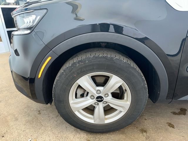 Used 2023 Black Kia LX image 20