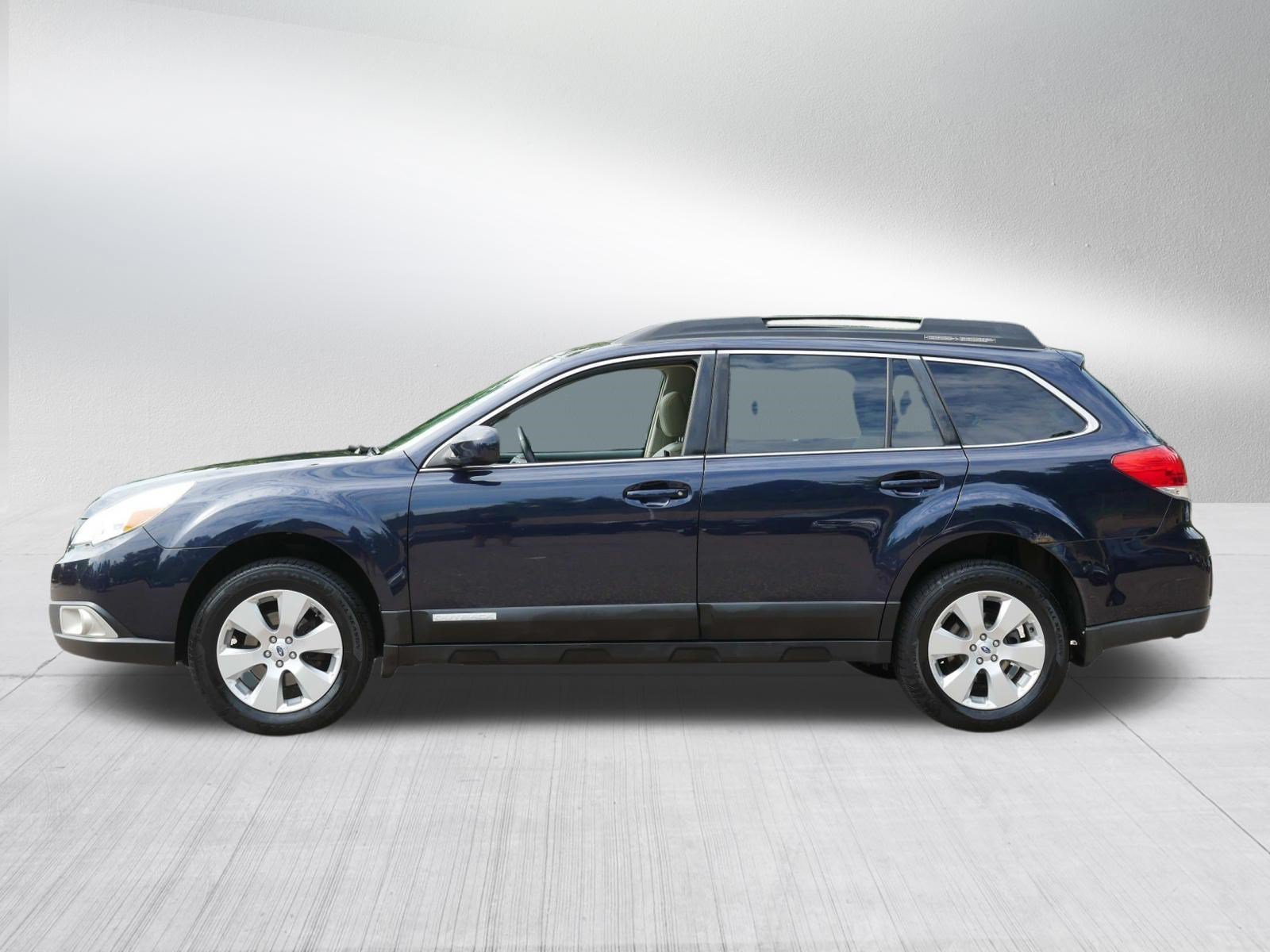 Used 2012 Deep Indigo Pearl Subaru 2.5i Limited image 4