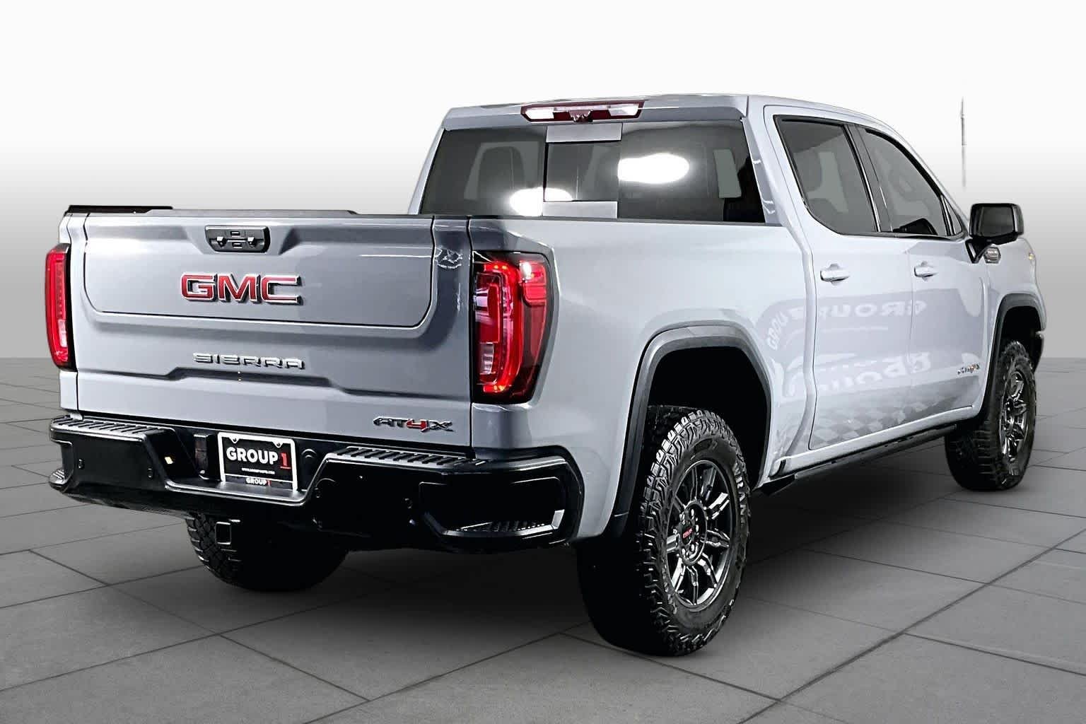 2024 GMC Sierra 1500 AT4X - Photo 13
