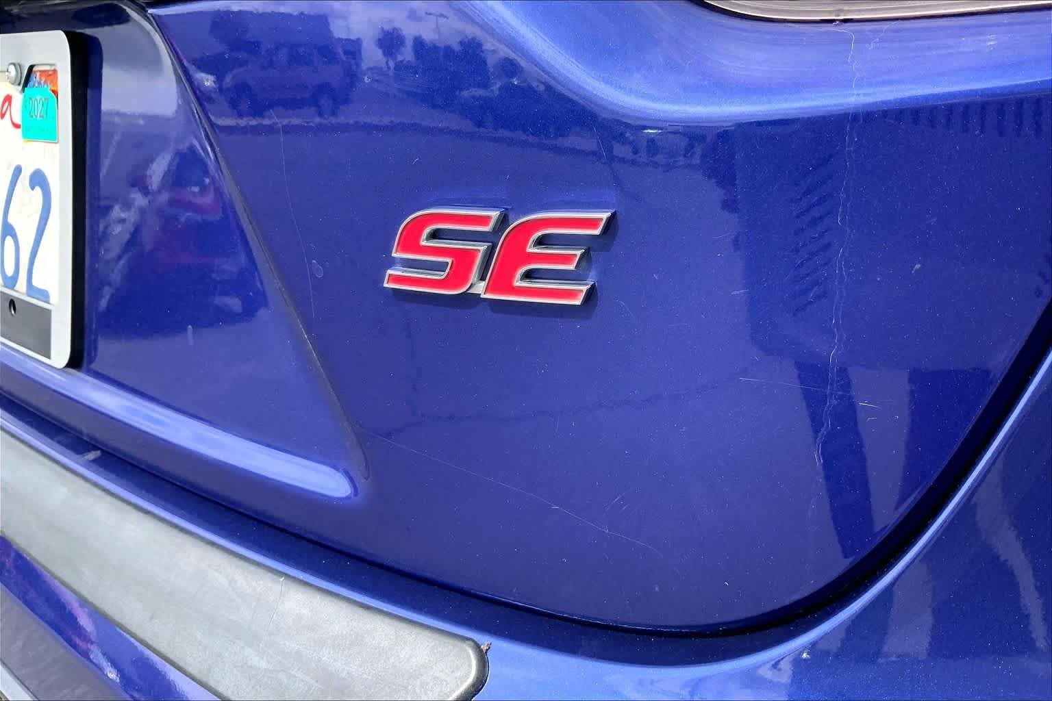 Used 2020 Blue Crush Metallic Toyota SE image 9