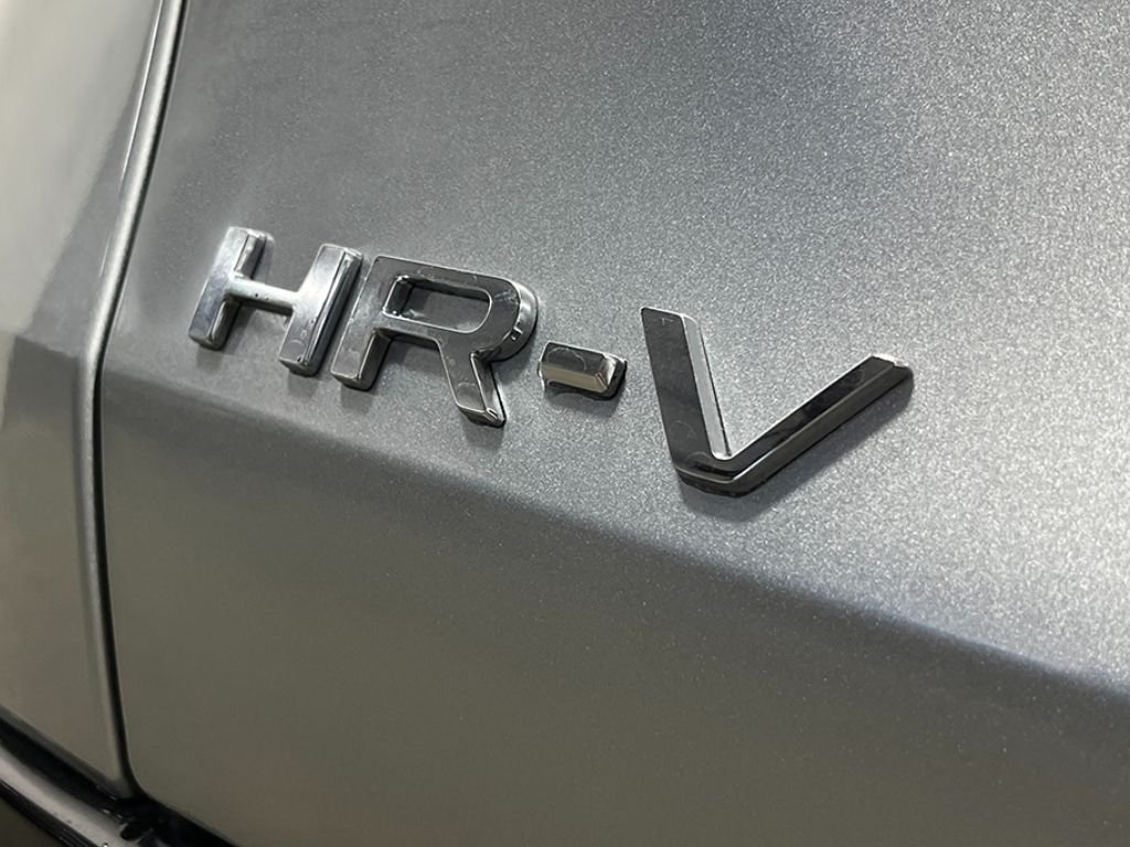 New 2027 Solar Silver Metallic Honda EX-L 2WD image 6