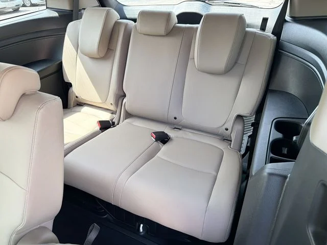 Used 2024  Honda EX-L image 27