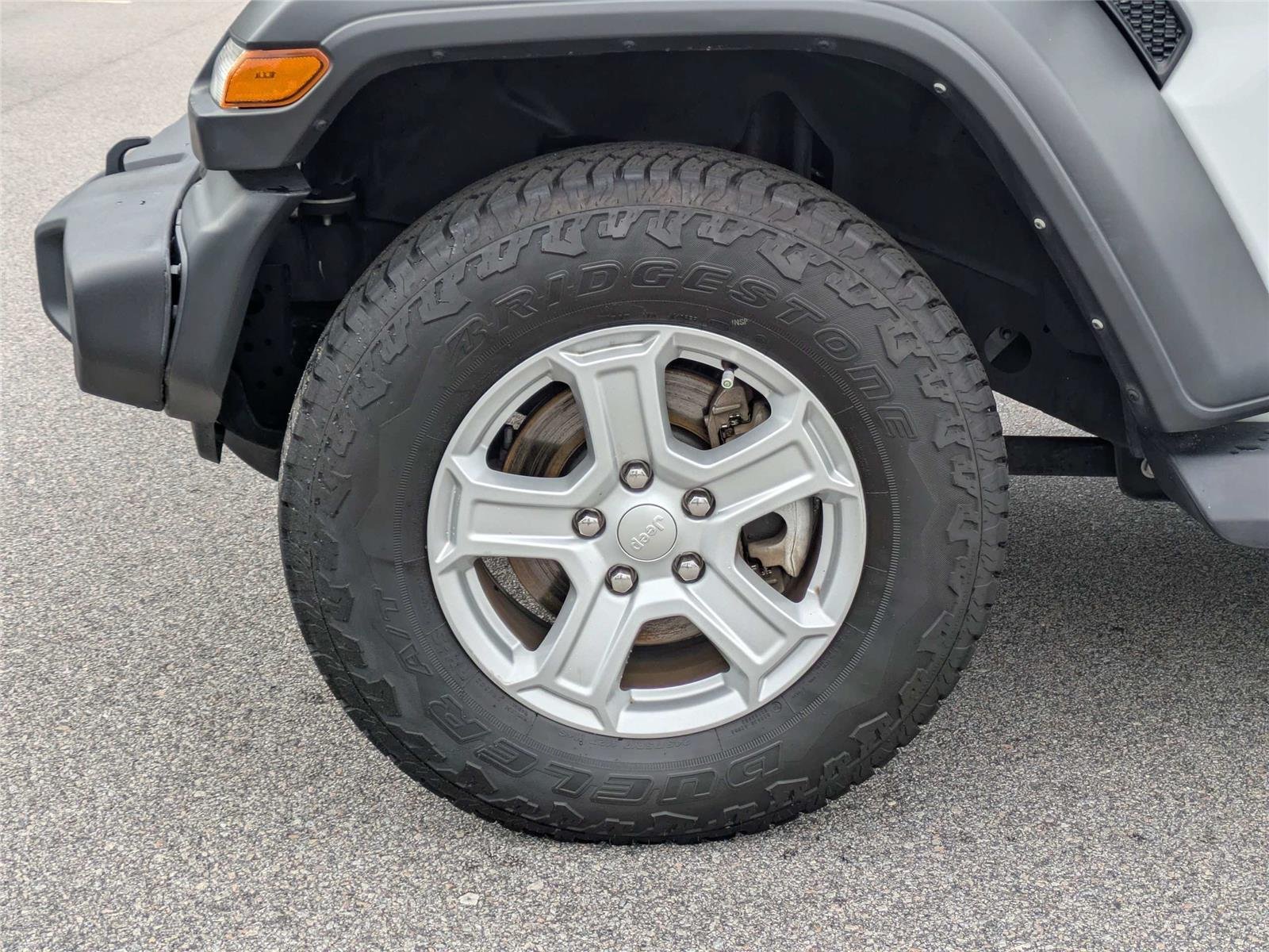 Used 2021 Bright White Clearcoat Jeep Unlimited Sport S image 14