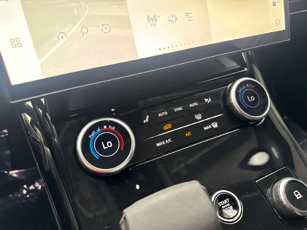 Used 2023 Black Land Rover SE image 66
