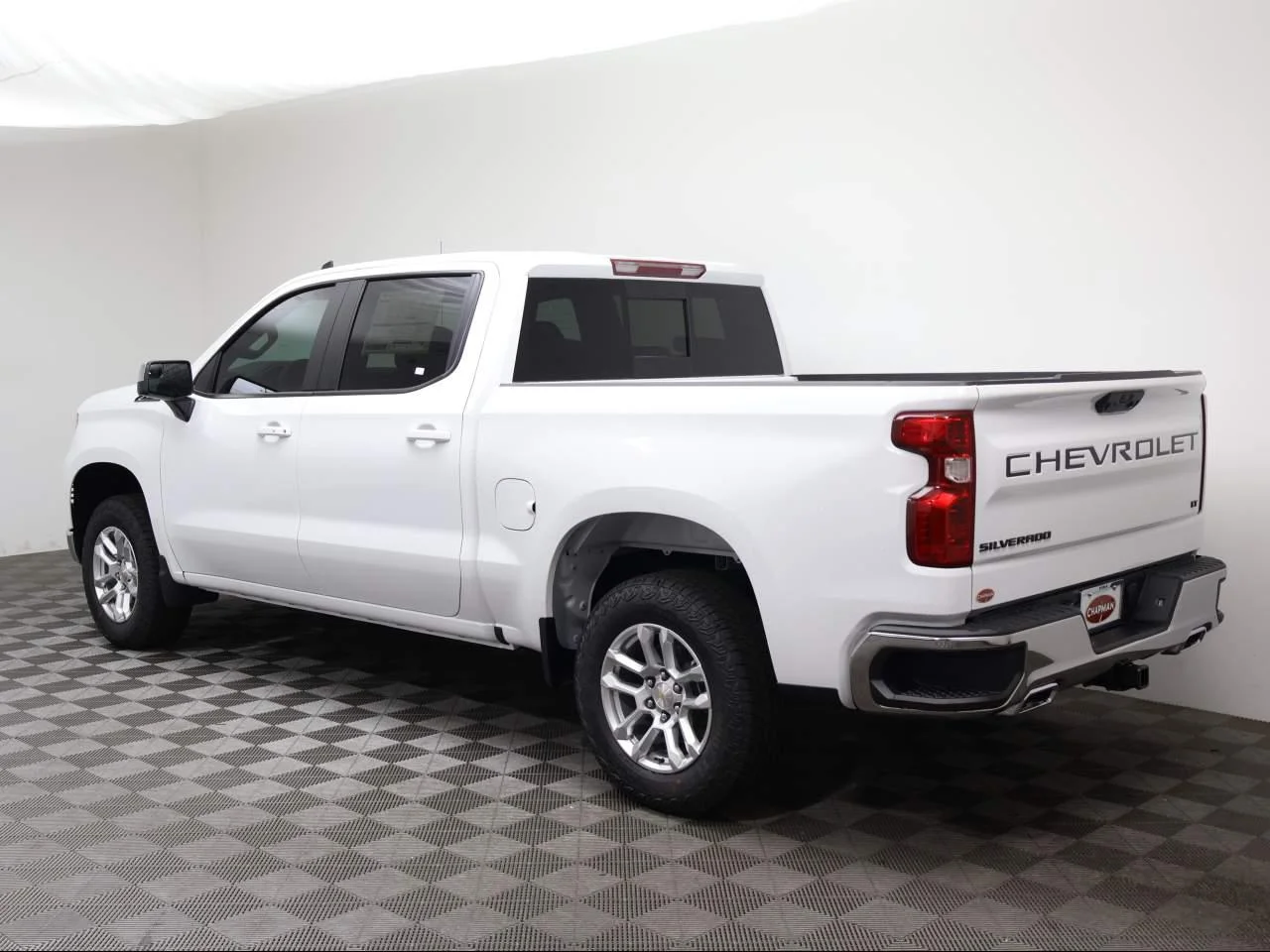 New 2026 Summit White Chevrolet LT image 26