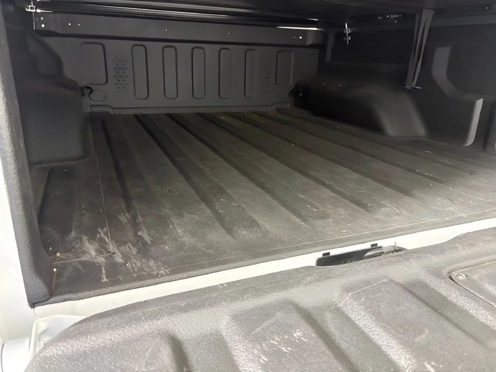 Used 2025 White Jeep High Tide image 31