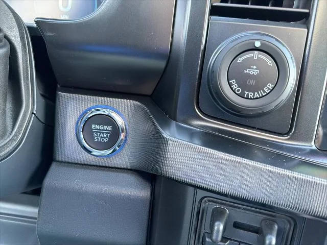 New 2026 Star White Metallic Tri-Coat Ford F-250® Platinum® image 54