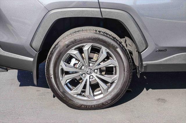 Certified Used 2024 MAGNETIC GRAY MET. Toyota  image 9