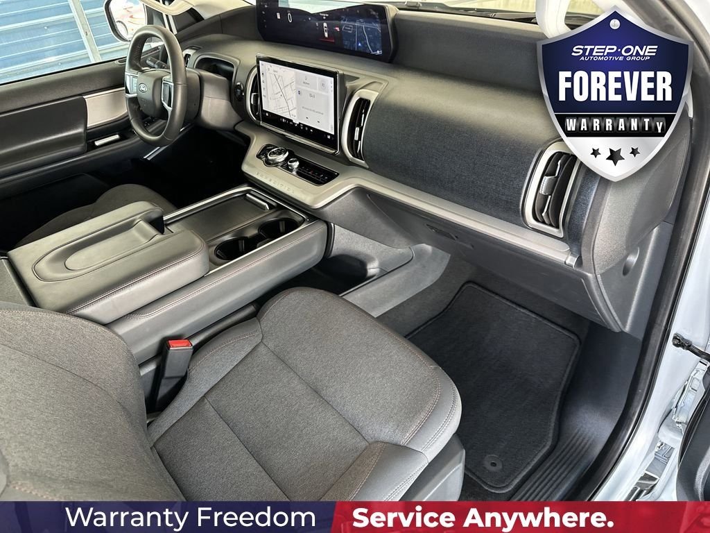 Used 2025 Silver Ford Active image 37