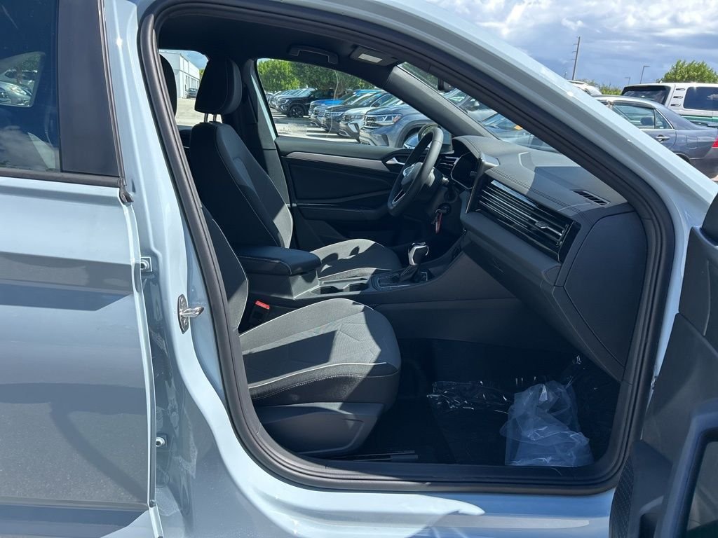 2026 Volkswagen Jetta Sport - Photo 34