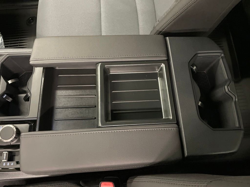 2026 Toyota Tundra SR5 - Photo 16