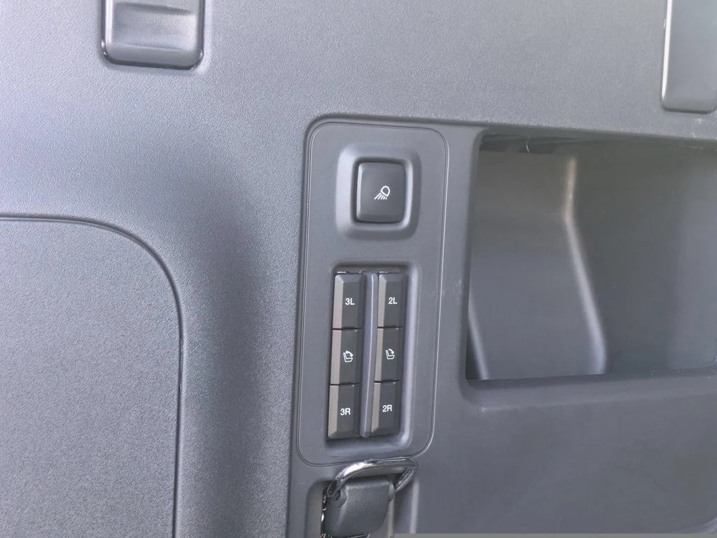 2025 Ford Expedition Platinum - Photo 13
