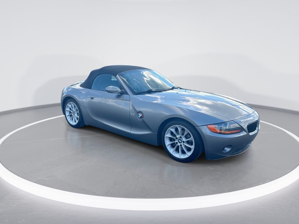 Used 2004 Gray BMW 2.5i image 2