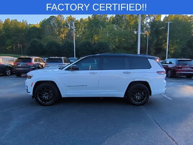 Used 2025 White Jeep Summit image 2