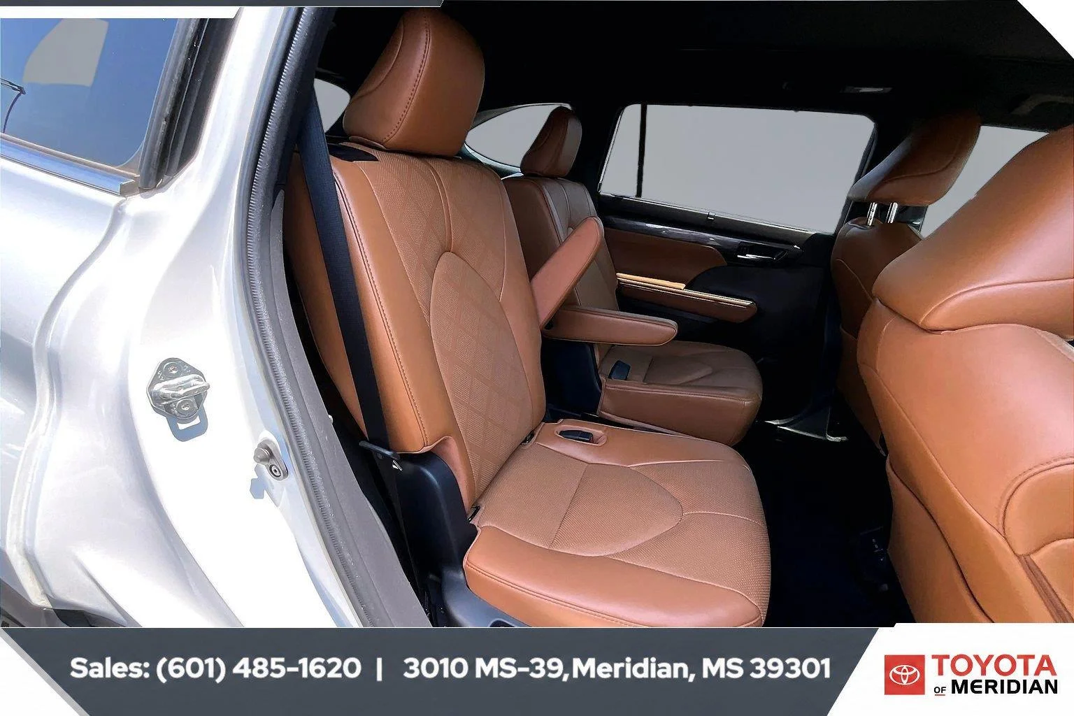 Used 2022 Wind Chill Pearl Toyota Platinum image 20