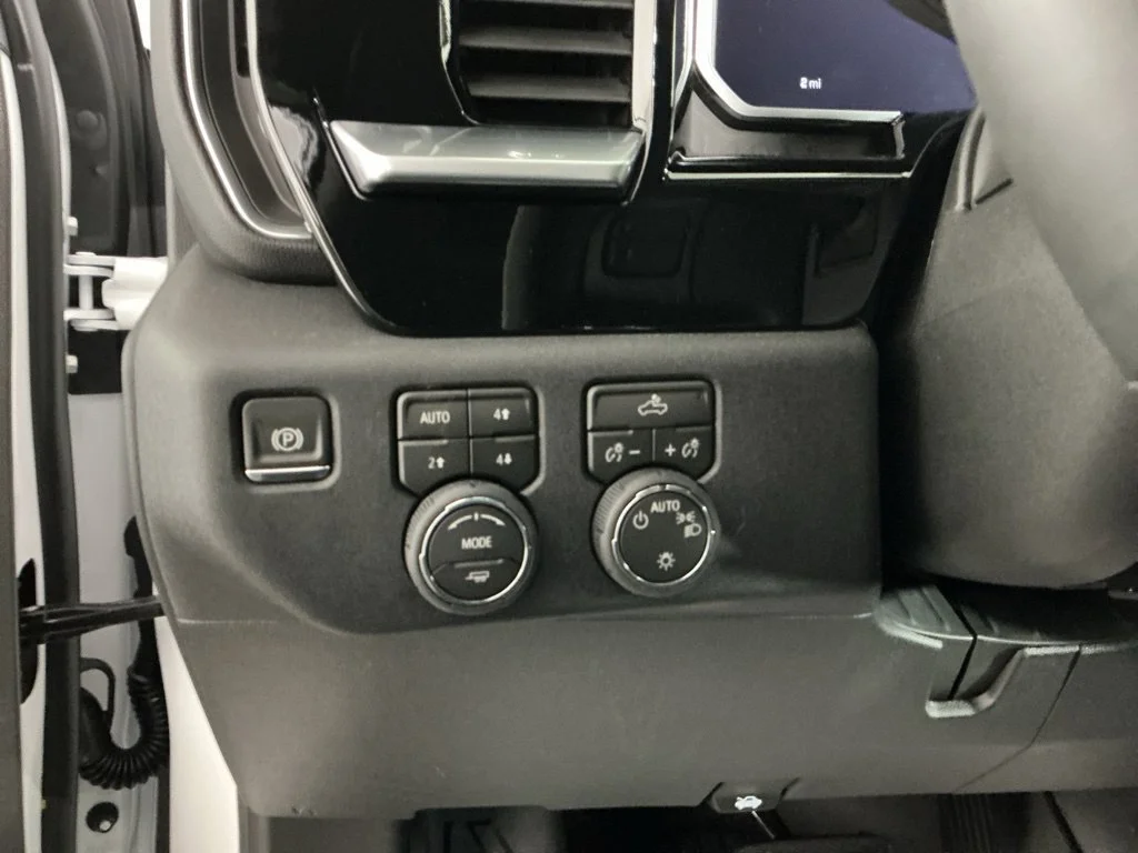 New 2026 Summit White Chevrolet LT image 11