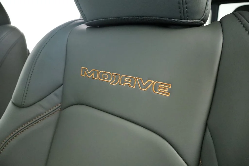 New 2026 Black Clearcoat Jeep Mojave image 36