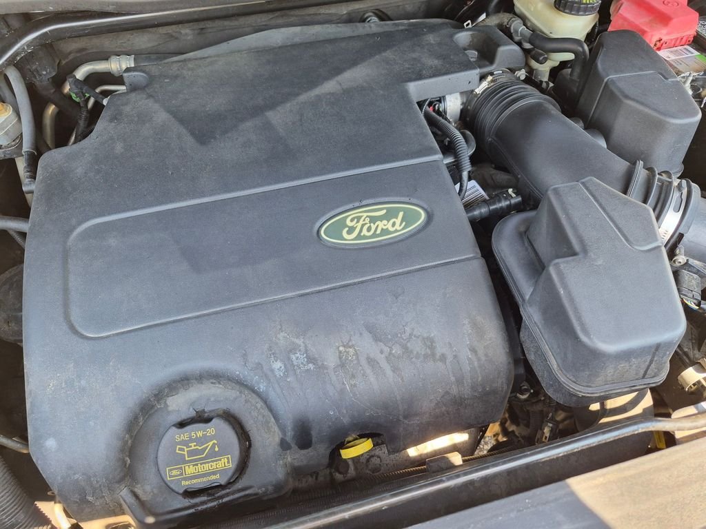 Used 2013 Black Ford XLT image 31