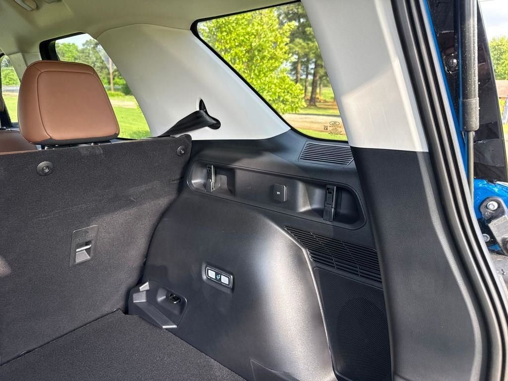 New 2025 Velocity Blue Metallic Ford Outer Banks® image 48