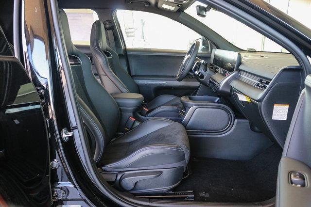 2025 Hyundai IONIQ 5 N - Photo 16
