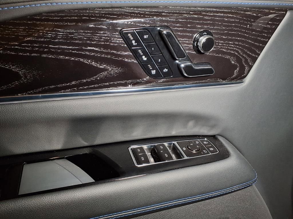 2026 Cadillac Escalade IQ Luxury - Photo 12