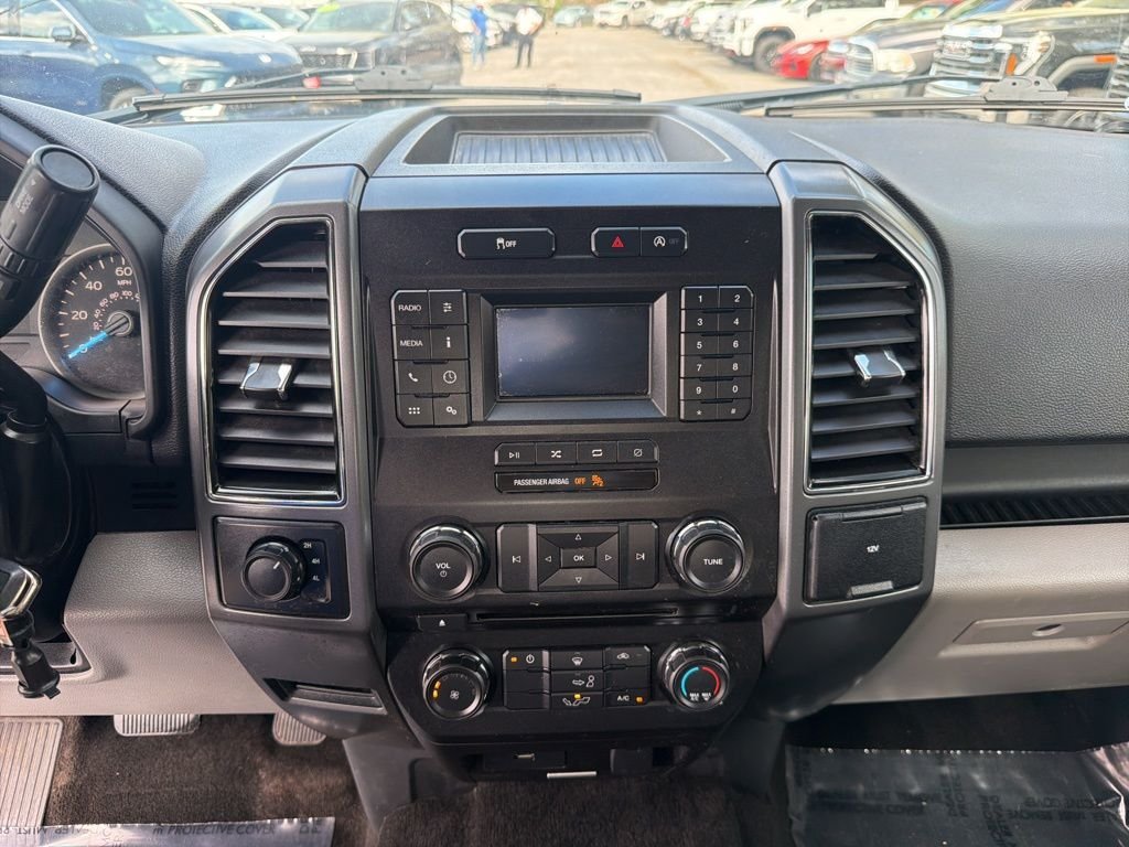 Used 2018 Red Ford XLT image 17