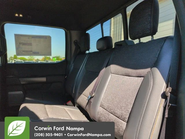 New 2026 Carbonized Gray Metallic Ford Tremor image 25